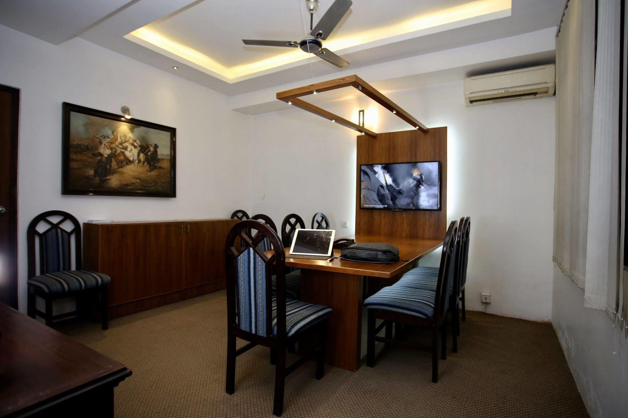 Marcopolo Business Hotel Katmandu Zewnętrze zdjęcie